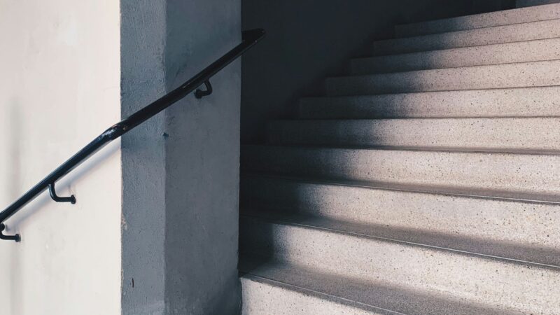 Rivestimento scale a Rovereto-Candioli Pavimenti